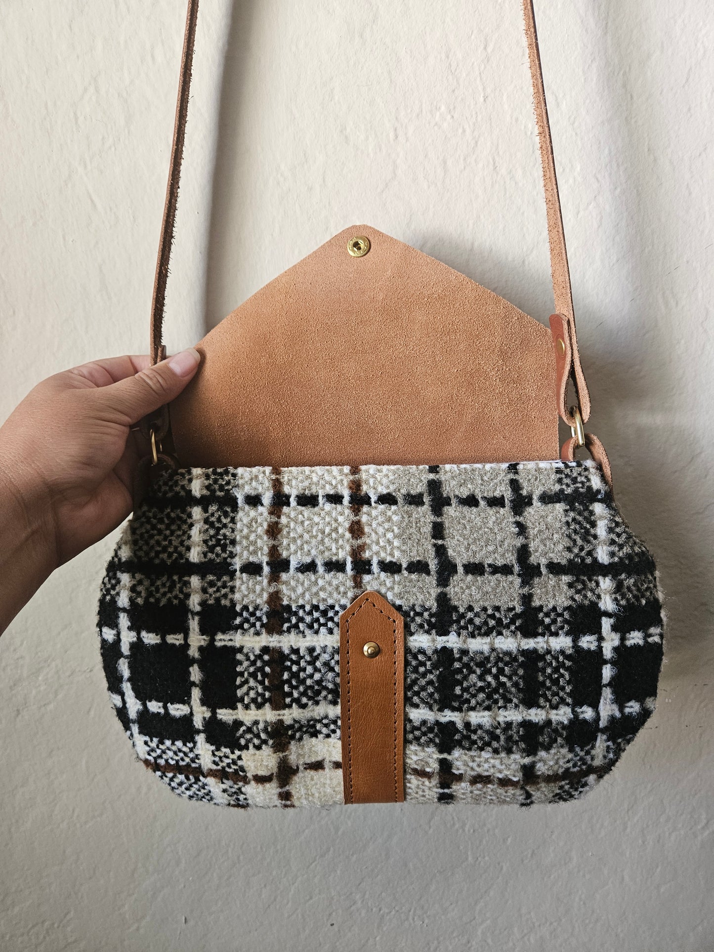 1970's Vintage Fabric Leather Crossbody